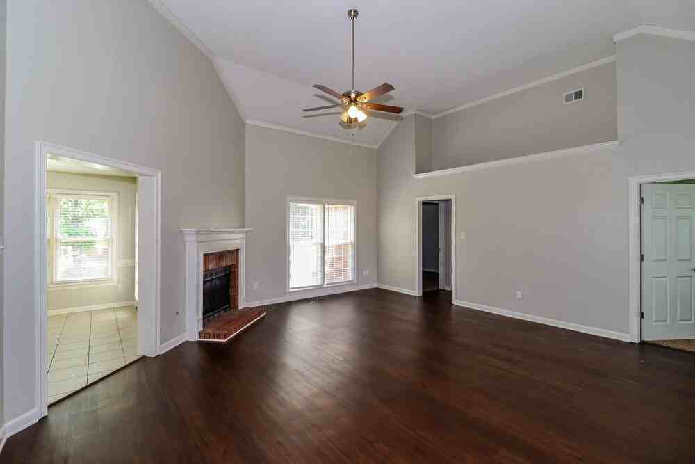 8607 Bazemore Rd - Photo 4 of 16