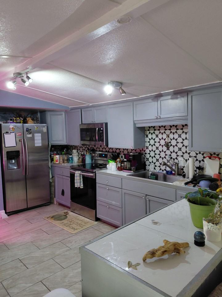 Fleetwood Pl - Photo 2 of 4