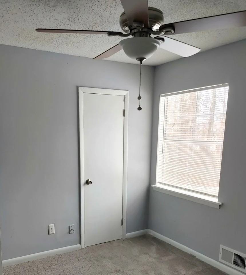 Legacy Crossing Townhomes - Photo 2 of 4