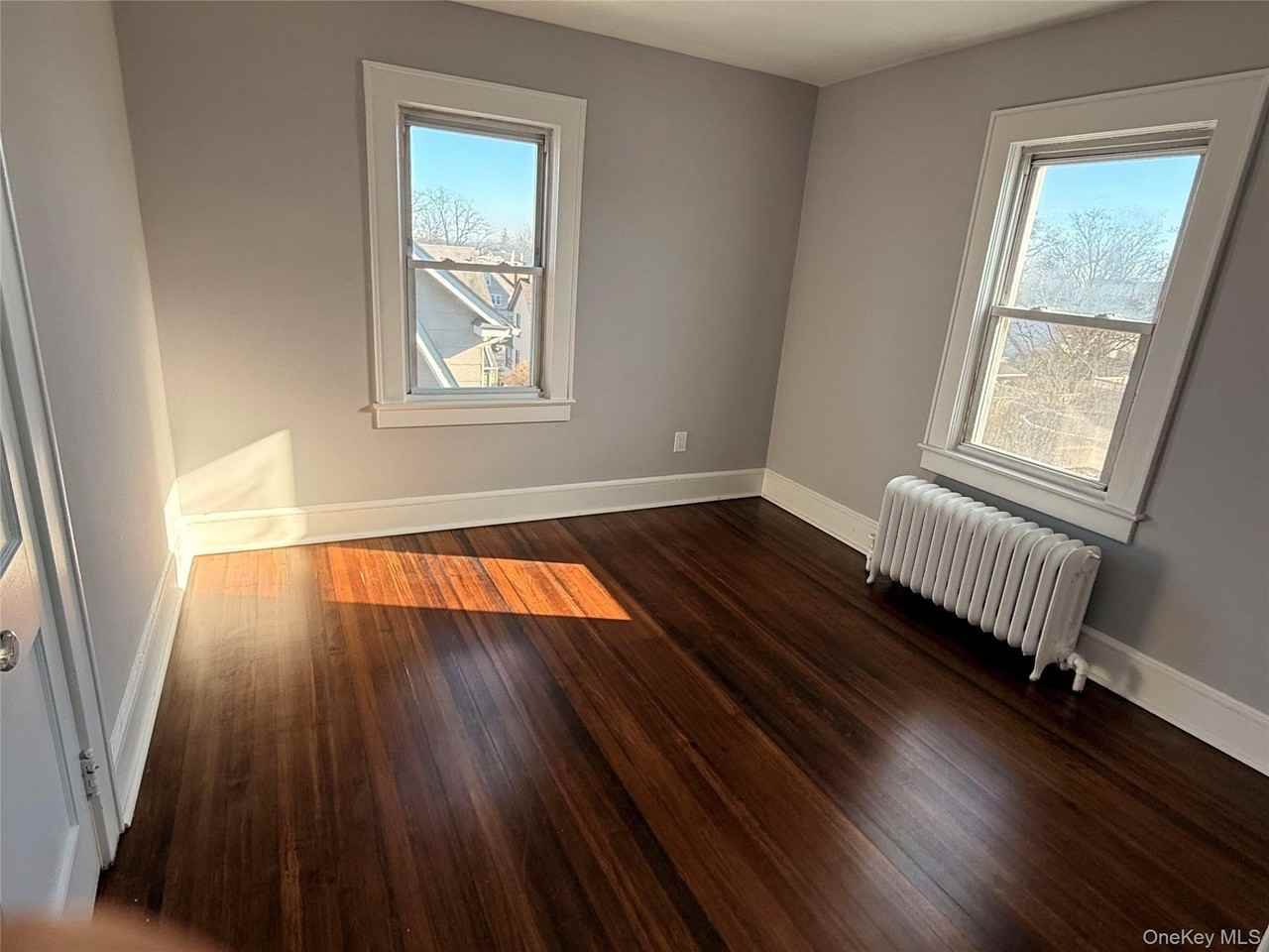 10 Irenhyl Ave - Photo 4 of 8