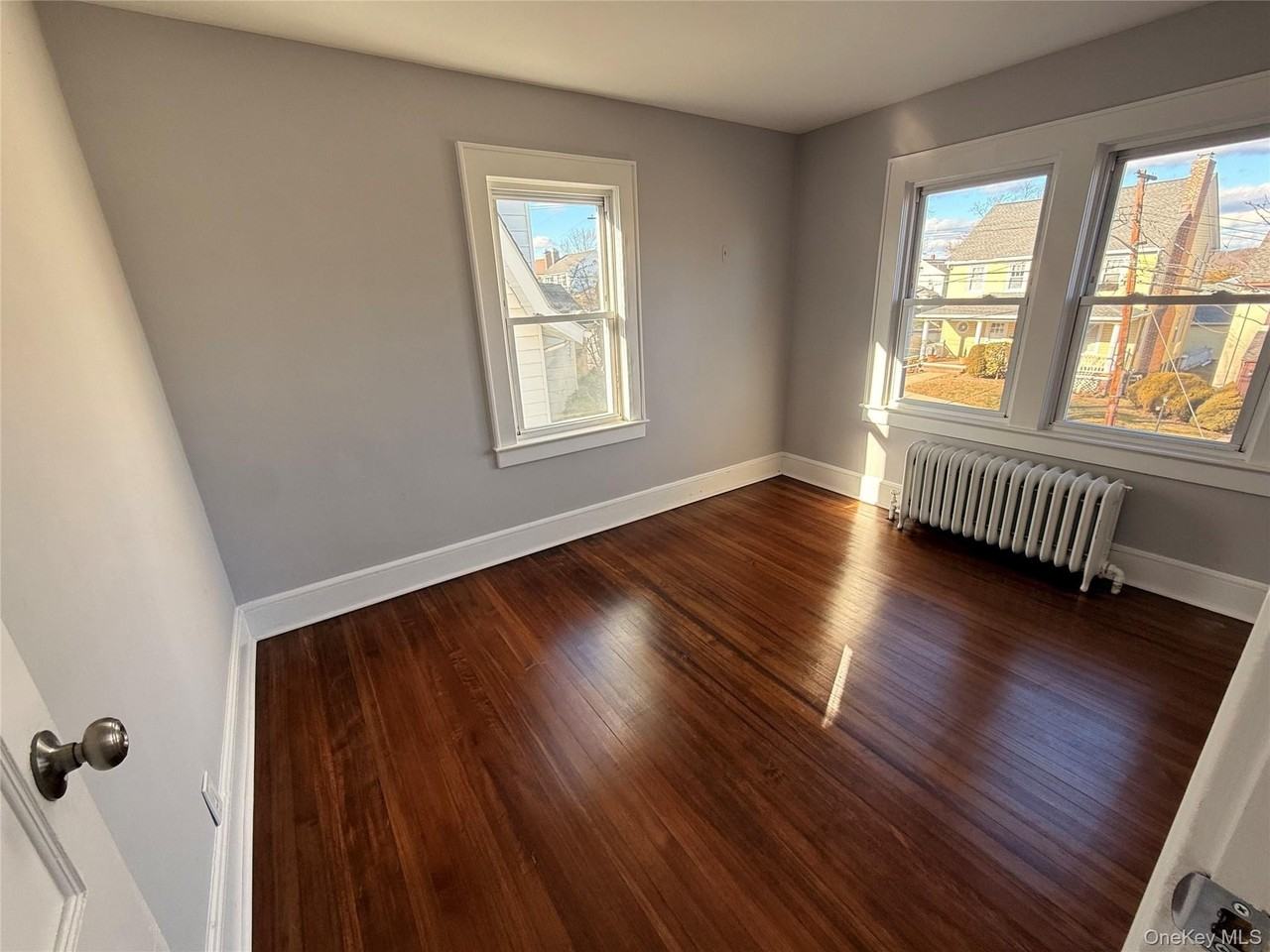 10 Irenhyl Ave - Photo 5 of 8