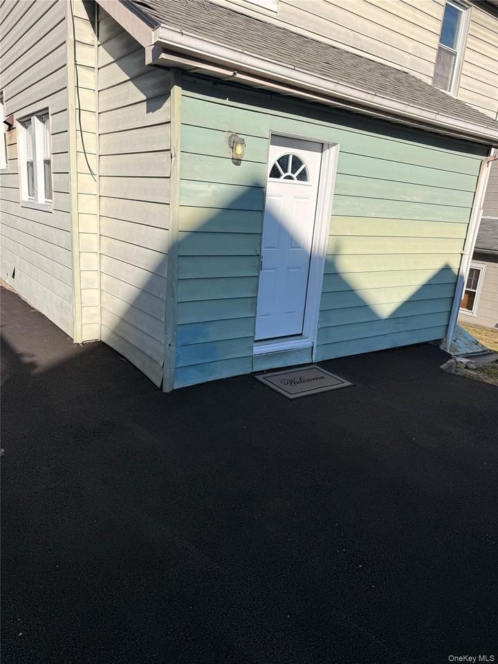 10 Irenhyl Ave - Photo 7 of 8