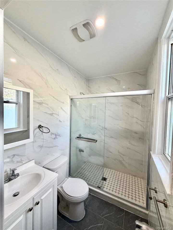 3006 85th St 2nd Fl #2ndFL - Photo 6 of 7