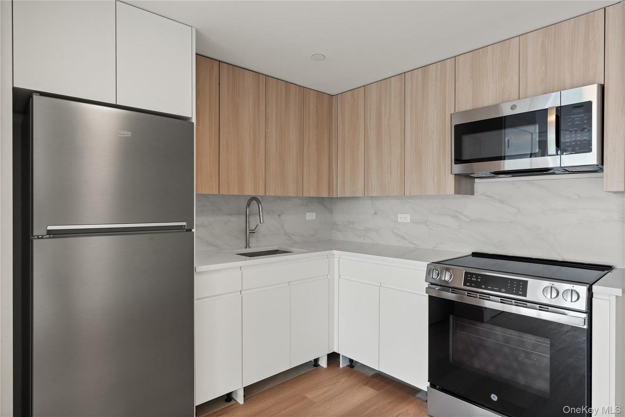 10 Lyon Pl Unit 104/1e #104-1E - Photo 4 of 9