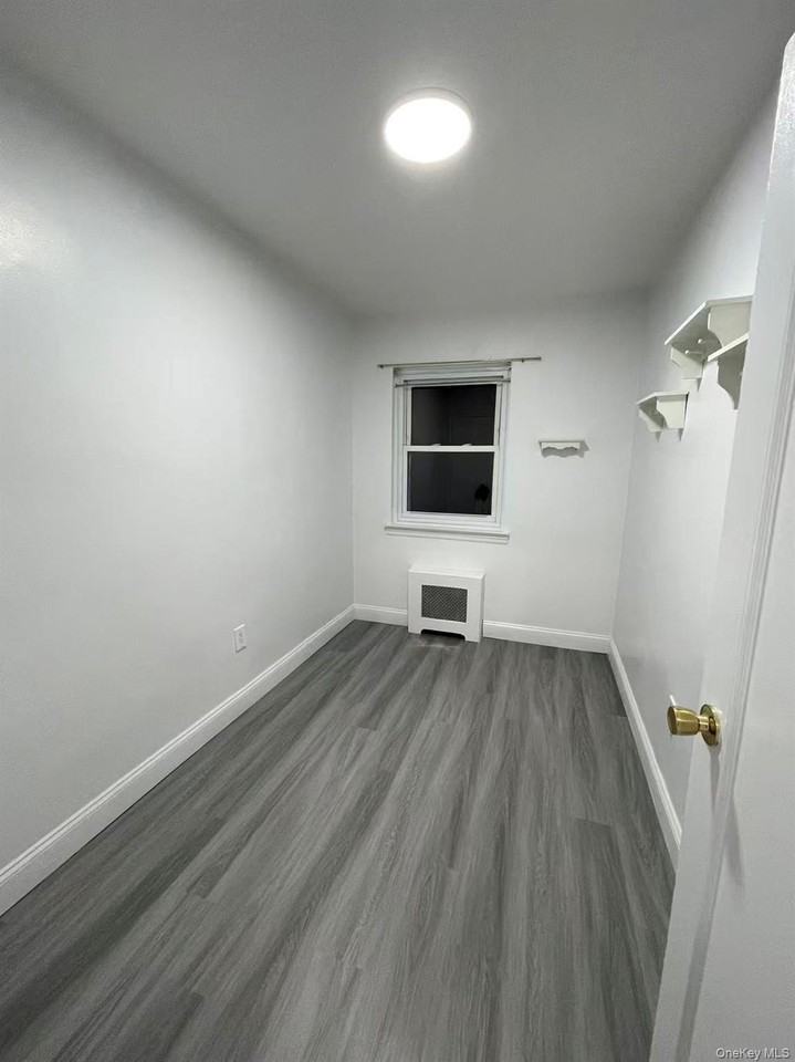 19801 56th Ave - Photo 2 of 9