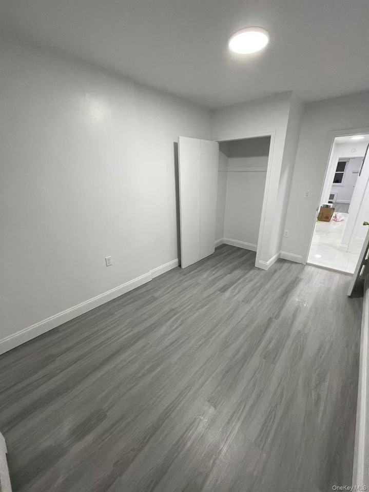 19801 56th Ave - Photo 3 of 9