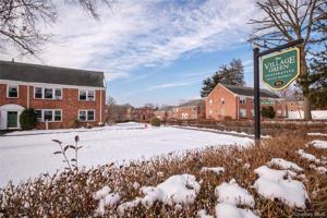 featured image of 95 N Broadway Apt D1-5 #D1-5