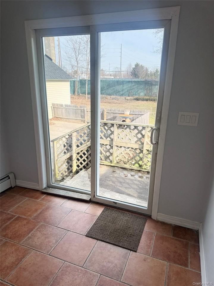 71 Community Rd - Photo 5 of 11