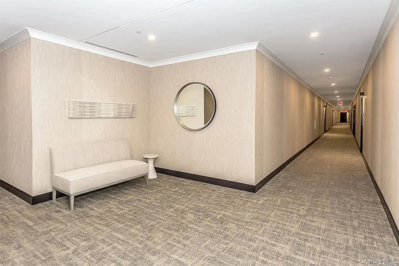 100 Garvies Point Rd Unit 1146 #1146 - Photo 7 of 11