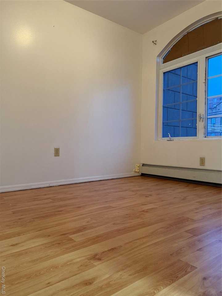 176-6 Jamaica Avenue Street unit: 2Nd #2nd - Photo 4 of 13