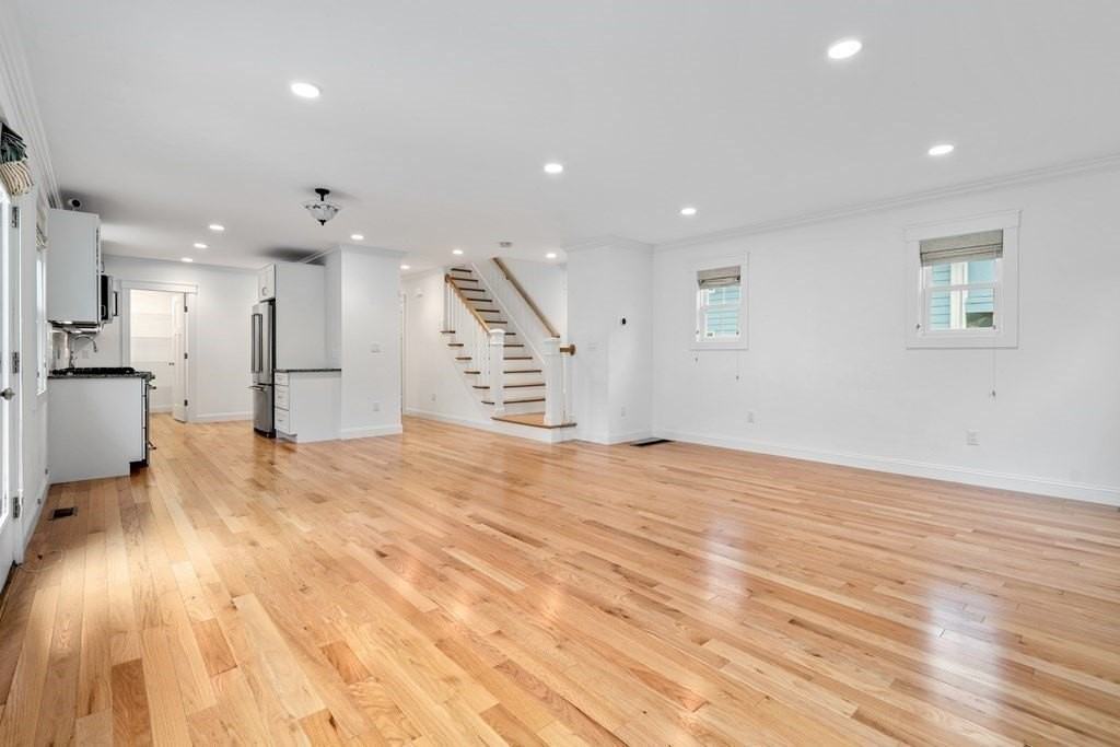 17 Vernon St Unit 17 #17 - Photo 2 of 23