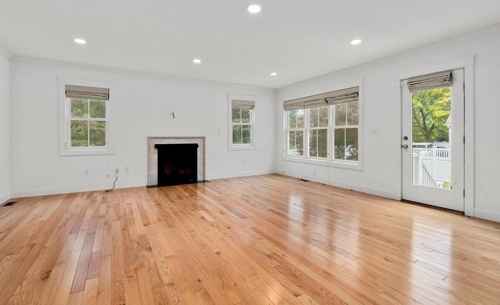 17 Vernon St Unit 17 #17 - Photo 4 of 23