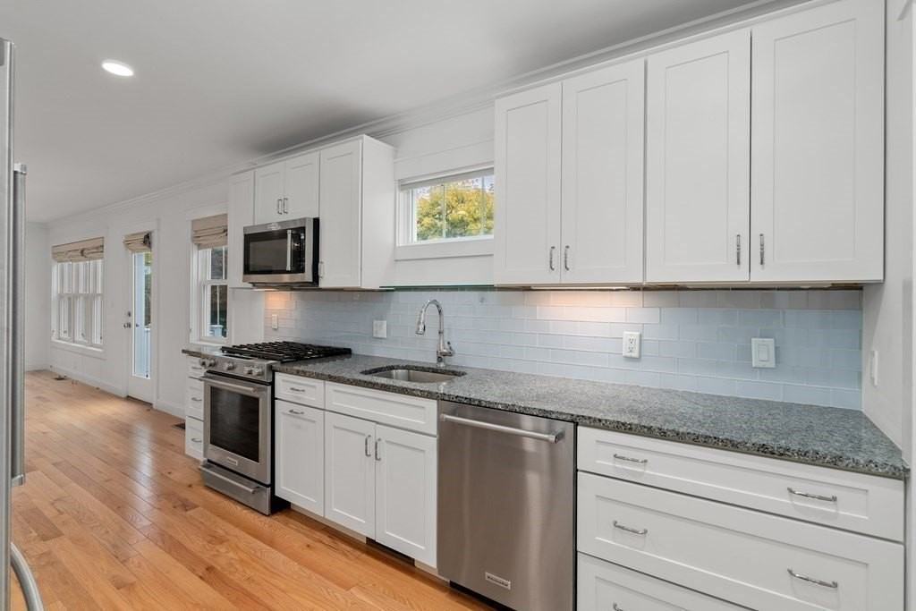 17 Vernon St Unit 17 #17 - Photo 6 of 23