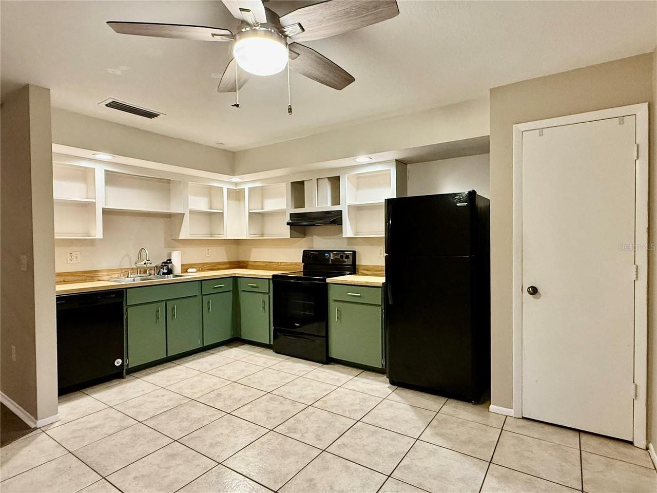 7261 55th Ave N - Photo 6 of 22