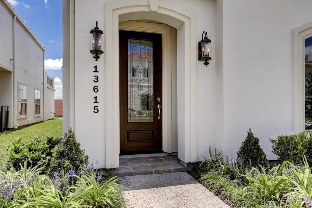 13615 Teal Bluff Ln - Photo 3 of 26