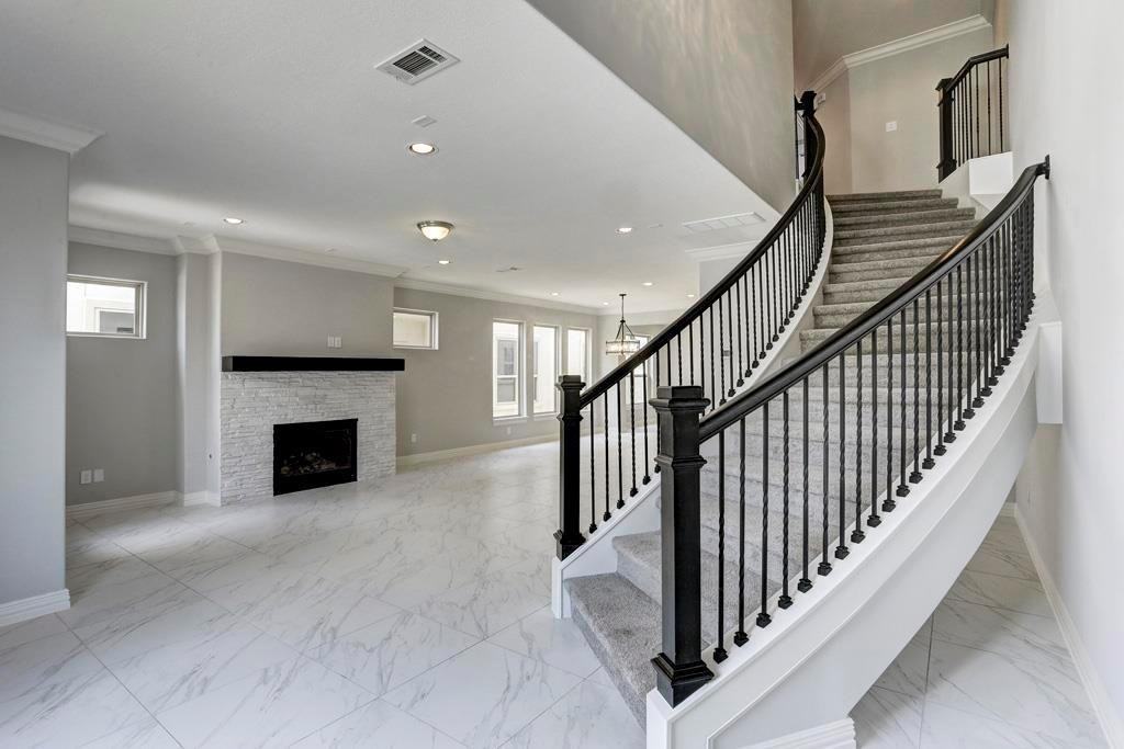 13615 Teal Bluff Ln - Photo 4 of 26