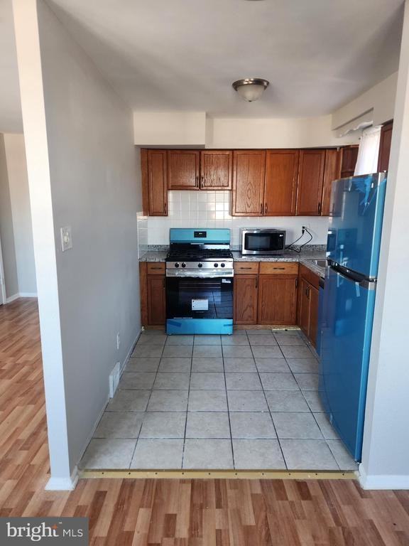 228 Erica St ##2 - Photo 6 of 24