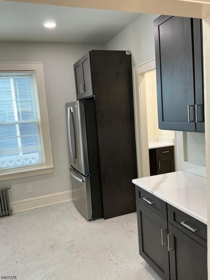 176 Weequahic Ave Apt 1 - Photo 6 of 17