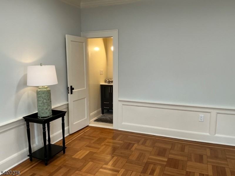 176 Weequahic Ave Apt 1 - Photo 7 of 17