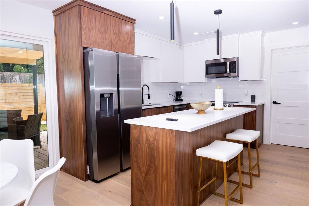 1402 Braes Ridge Dr - Photo 4 of 13