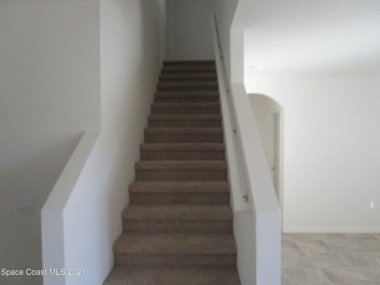 3635 Peony Ct Se - Photo 4 of 8