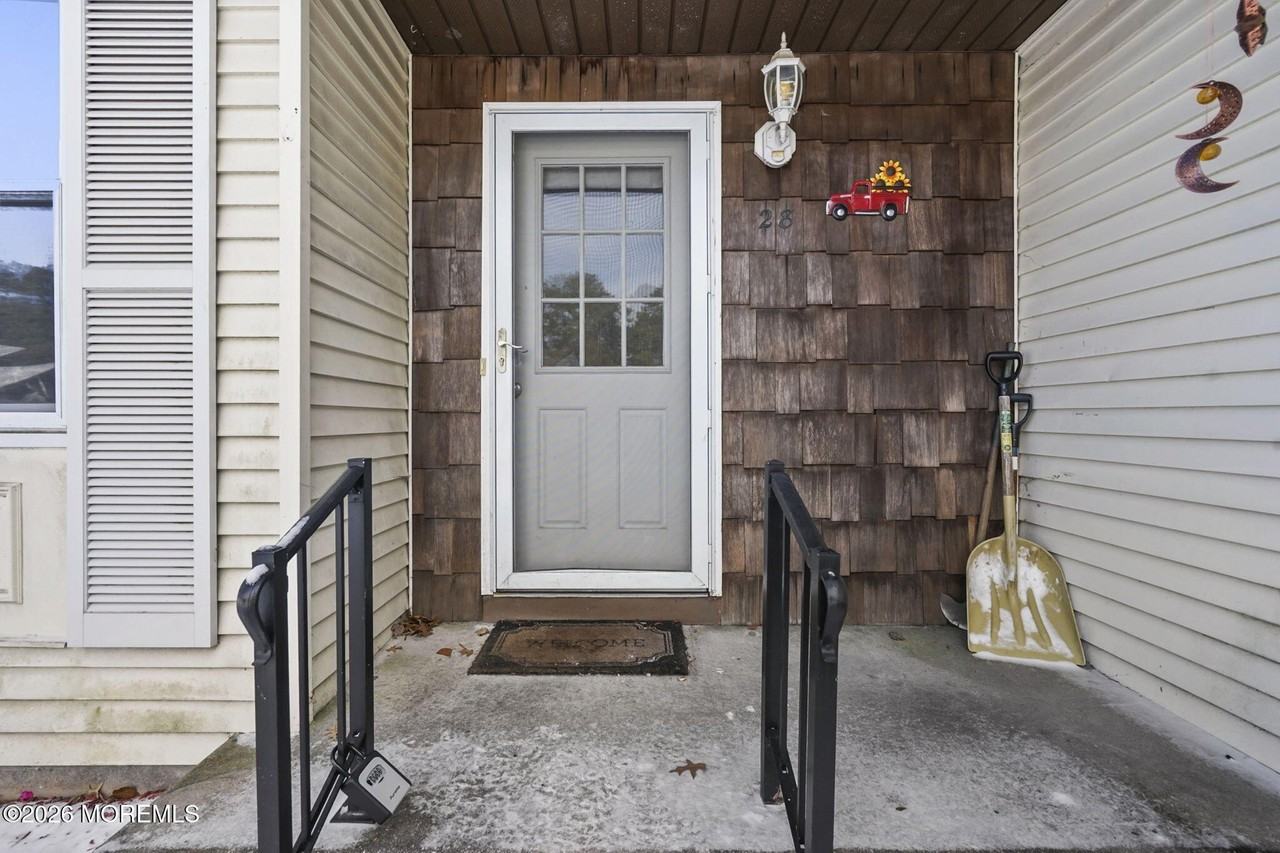 28 Milford Ave Unit 52 #52 - Photo 4 of 21