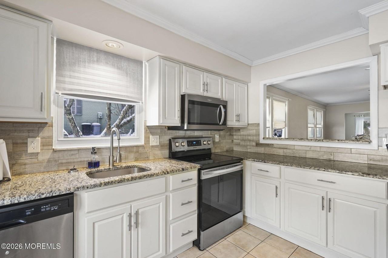 28 Milford Ave Unit 52 #52 - Photo 7 of 21