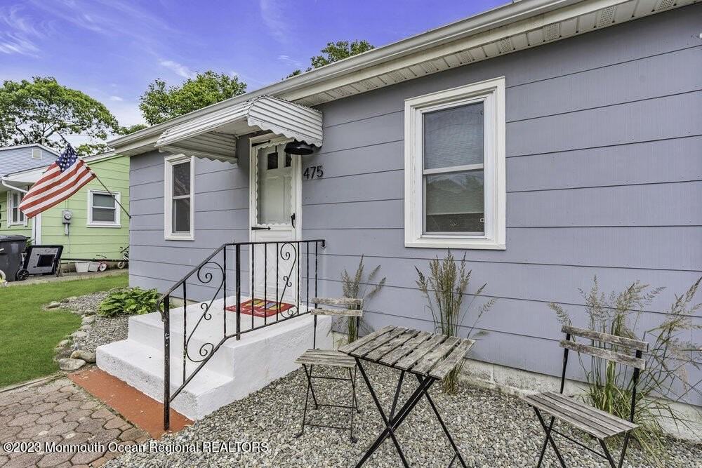 475 Augustus Rd - Photo 2 of 30