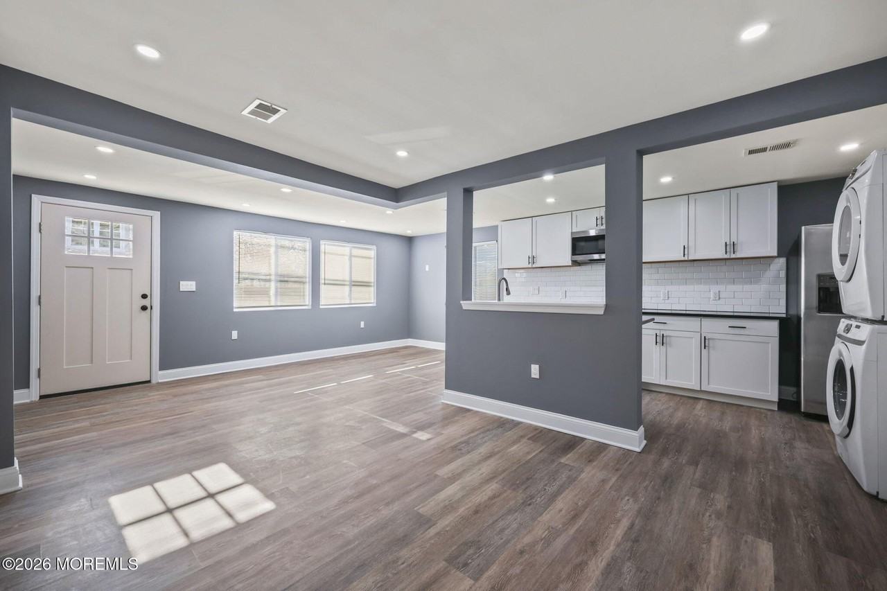 143 Center Ave Unit 1 #1 - Photo 3 of 22