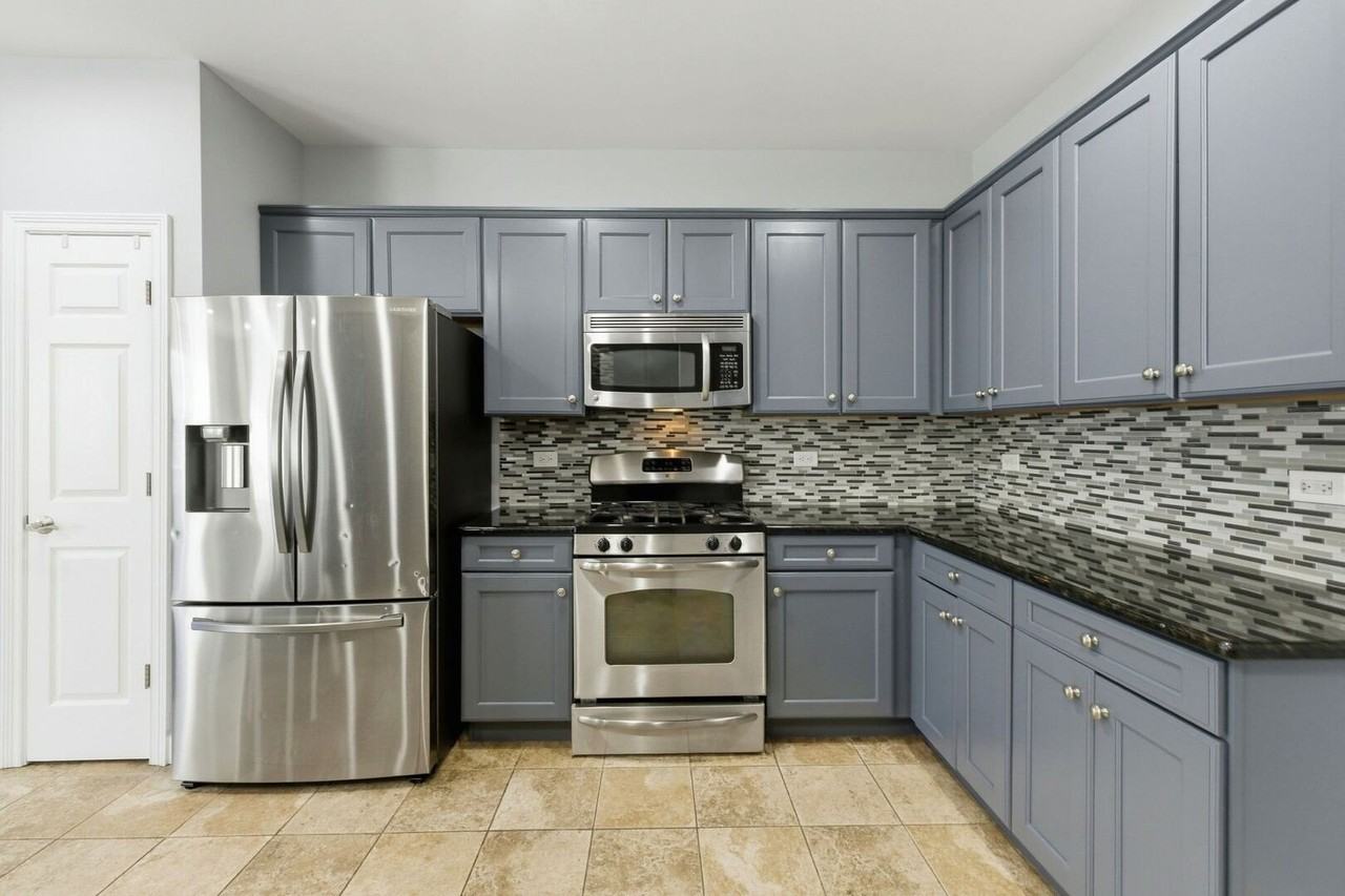 218 Goldenrod Dr Unit 218 #218 - Photo 4 of 35