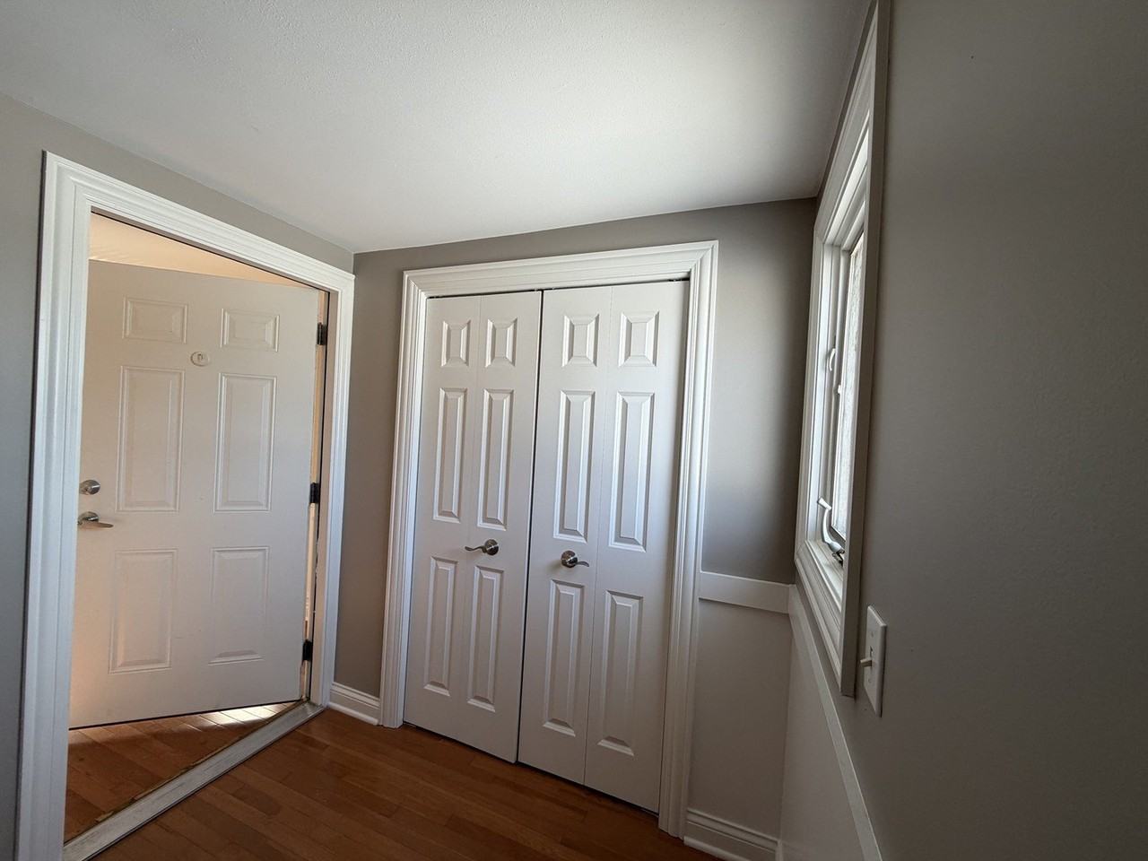 11614 Algonquin Rd Unit 2b #2B - Photo 2 of 14