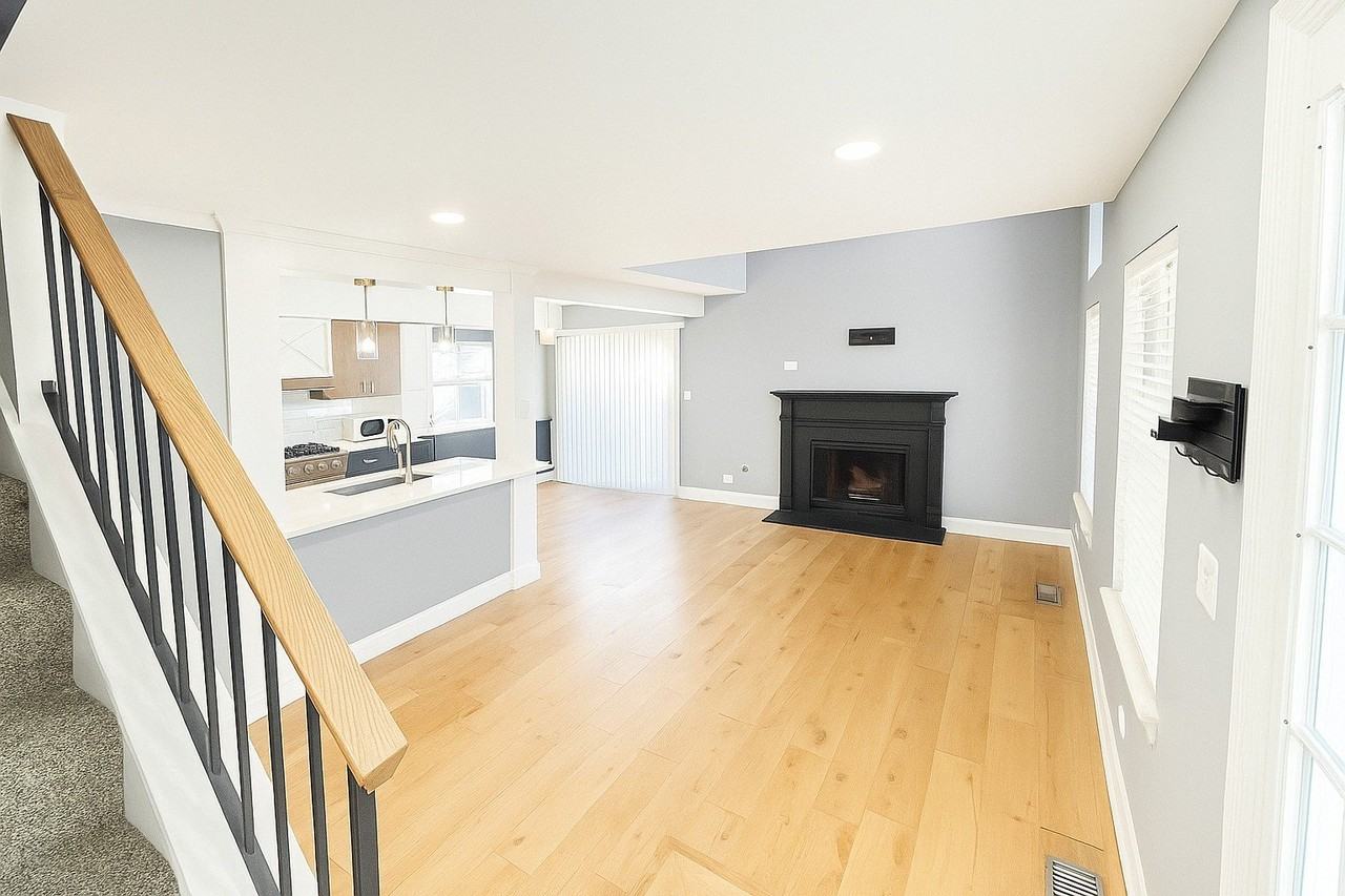 329 Pinto Dr - Photo 4 of 17