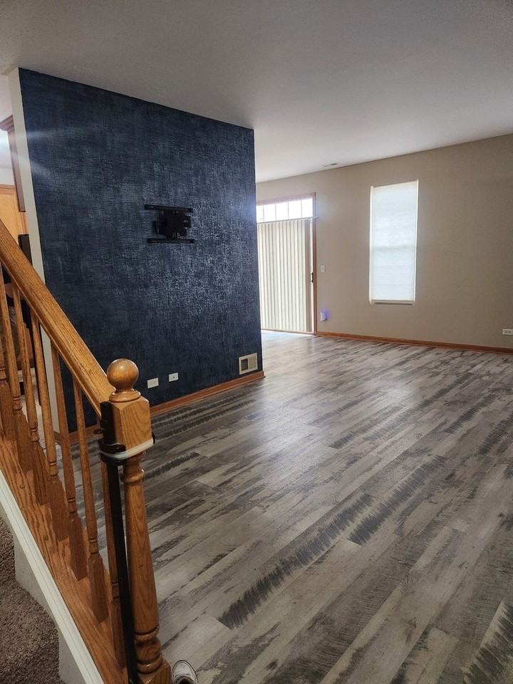 1116 Heron Cir - Photo 2 of 21