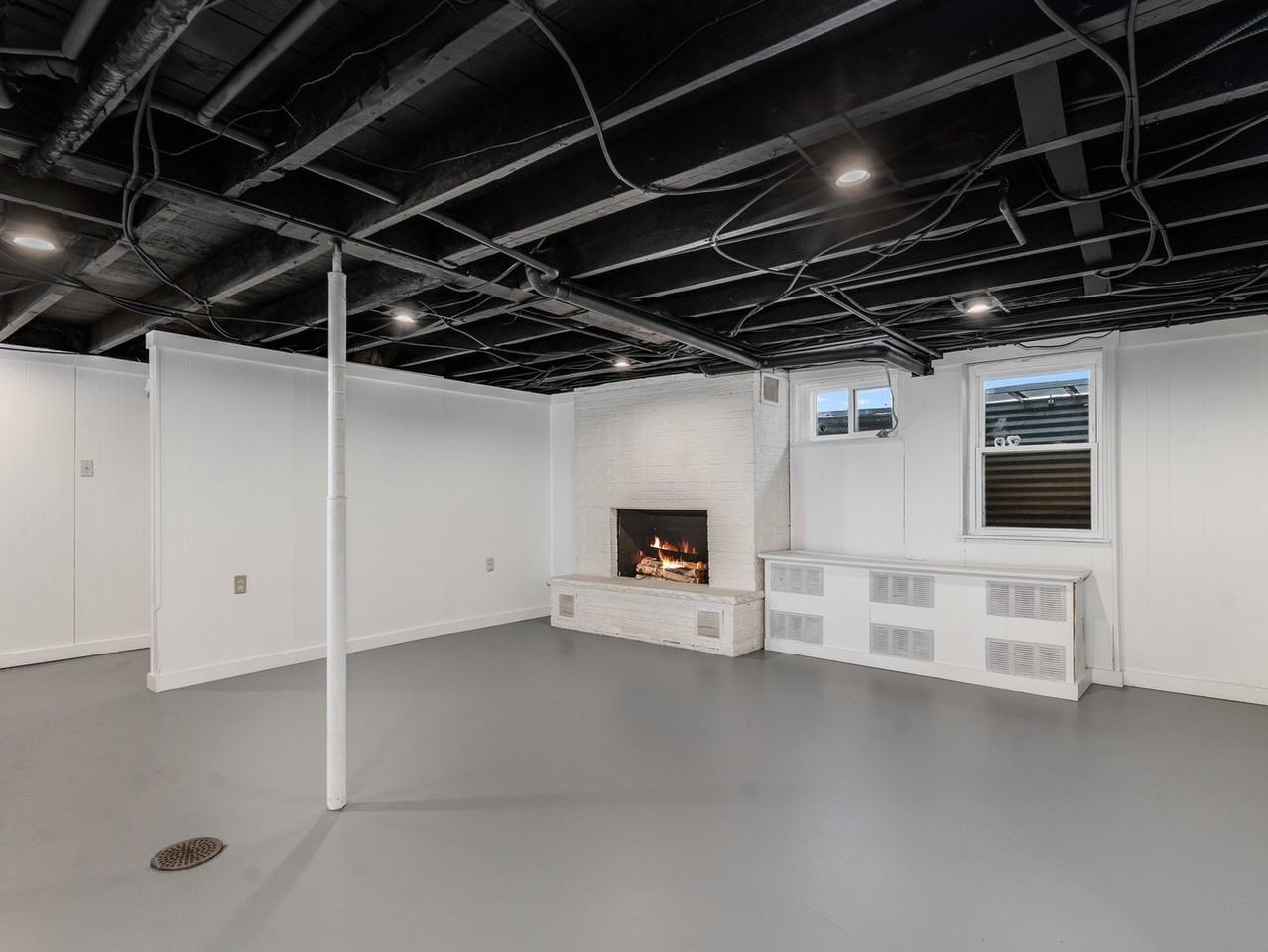 3 E Main St Apt 5 #5 - Photo 4 of 14