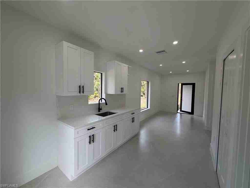 4141 Everglades Blvd S - Photo 4 of 14