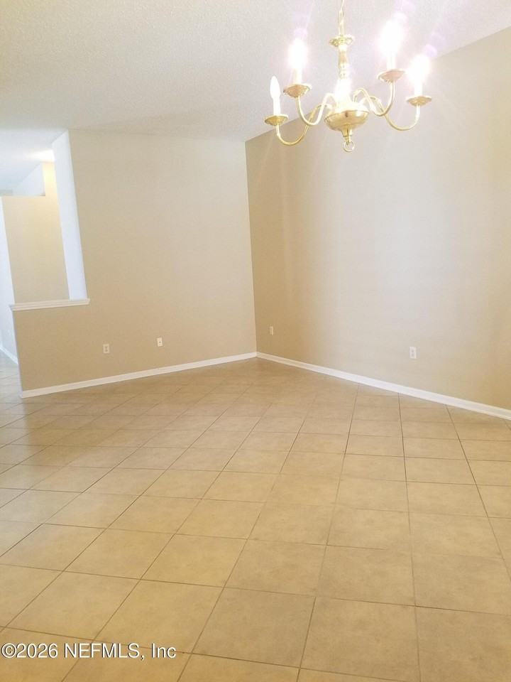 1763 Hawkins Cove Dr E - Photo 3 of 15