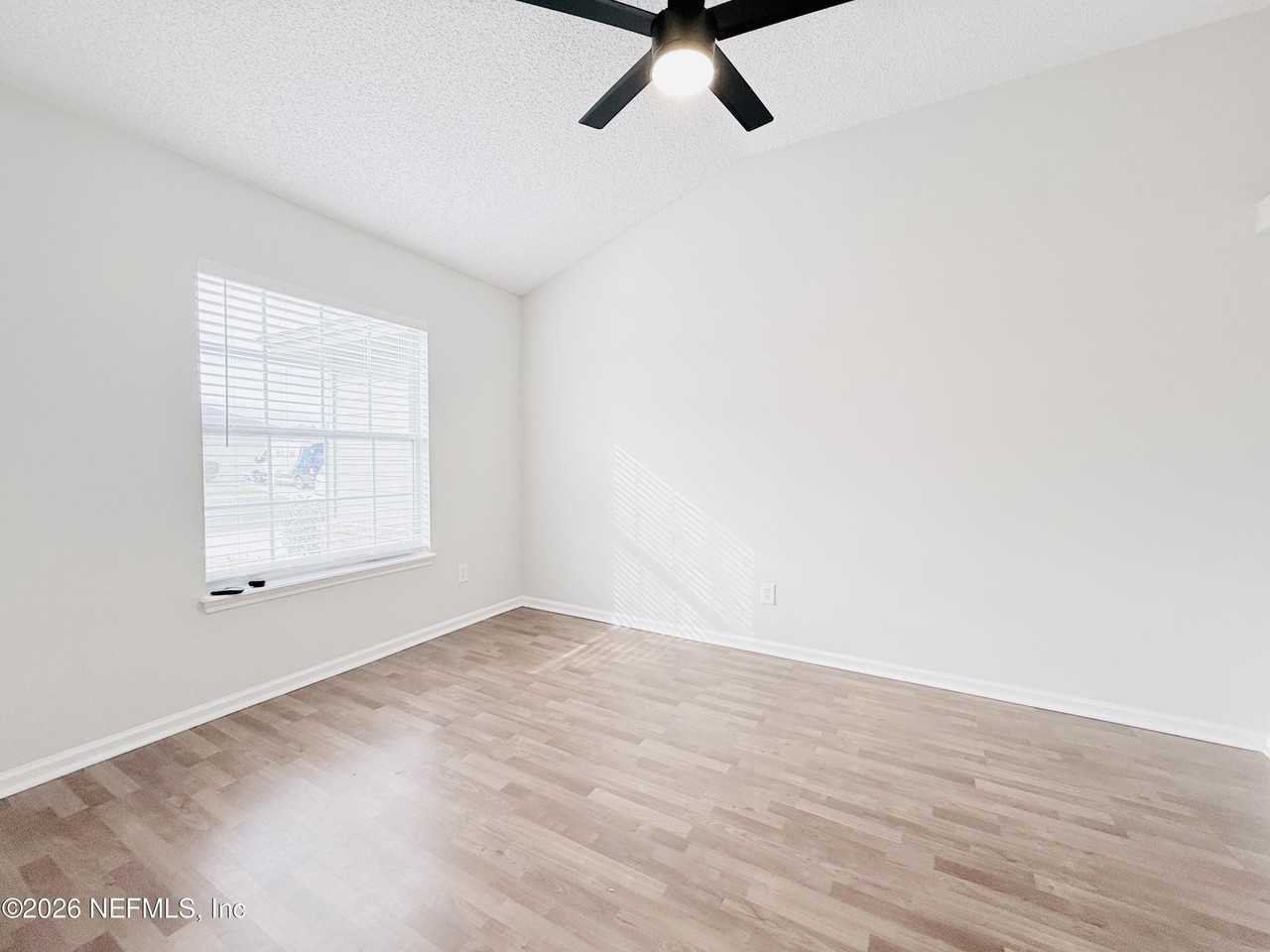 8713 Star Leaf Rd N - Photo 7 of 39