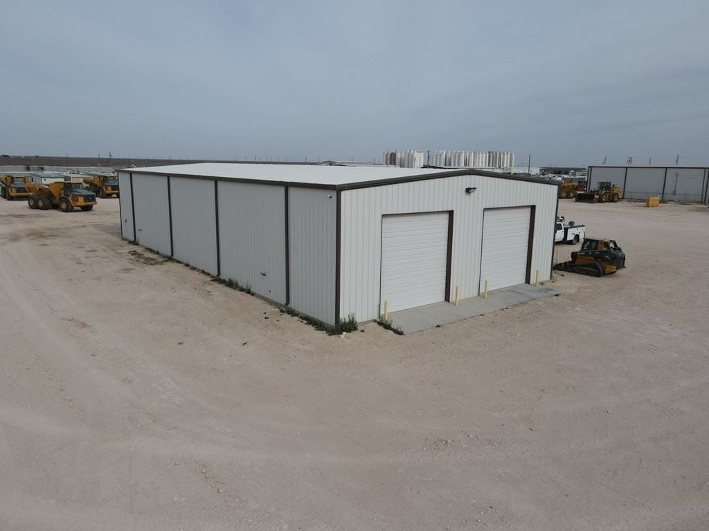 3030 S Main Ave - Photo 7 of 37