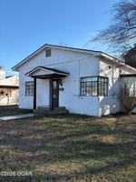 featured image of 602 Belle Aire Pl