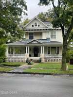 featured image of 1182 Grand Ave