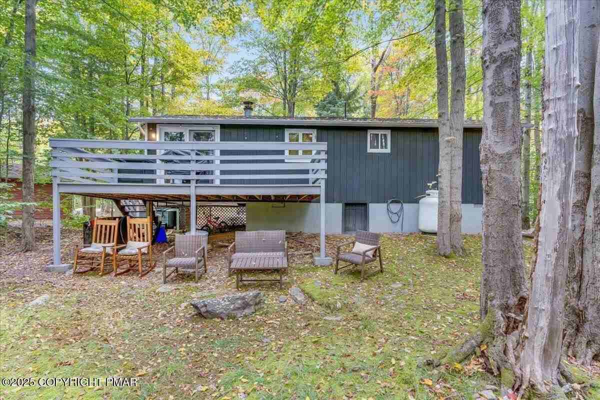 158 Choctaw Dr - Photo 4 of 50