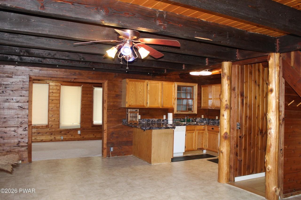 129 Antler Dr - Photo 6 of 38