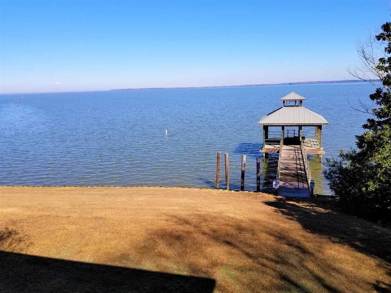 615 Ballard Ln - Photo 2 of 13