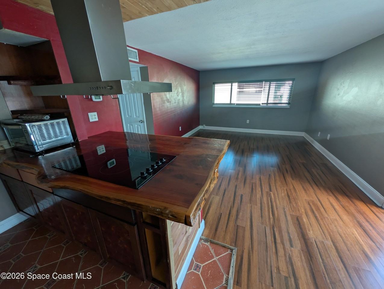 180 Minna Ln Apt 407 #407 - Photo 2 of 7