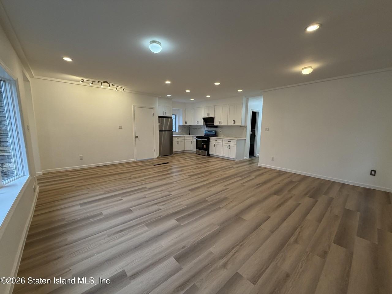 47 Rockwell Ave Unit 1 #1 - Photo 4 of 9