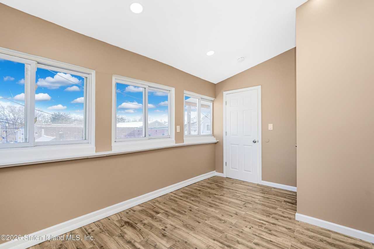 135 Main St - Photo 7 of 19