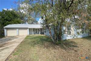 featured image of 1901 Poage Ave