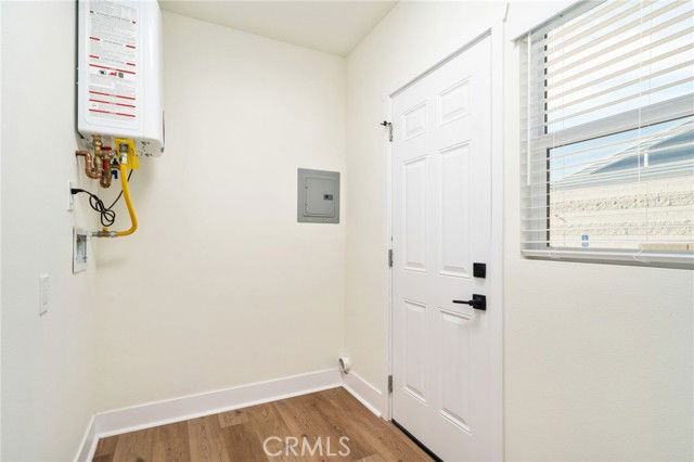 1946 Corson St - Photo 2 of 8