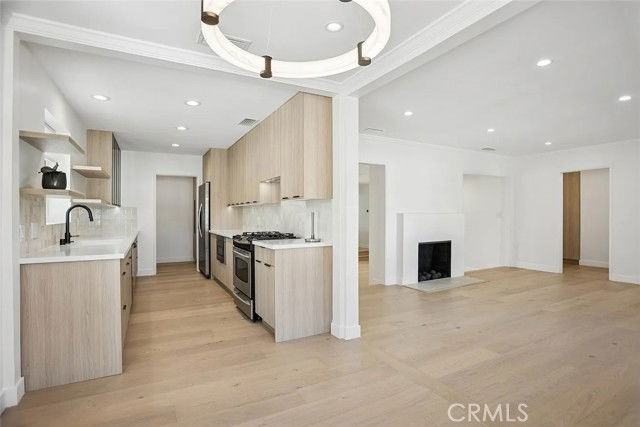 13220 Otsego St - Photo 7 of 8