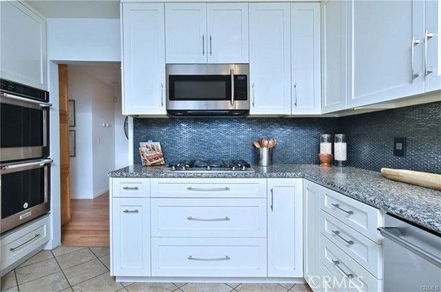 14018 Hesby St - Photo 3 of 8